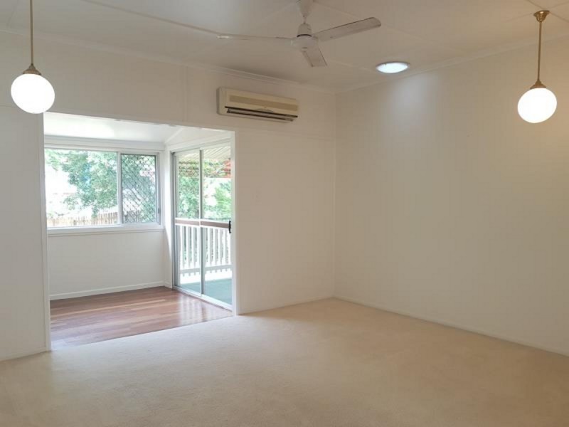 31 Spencer Street, The Range QLD 4700